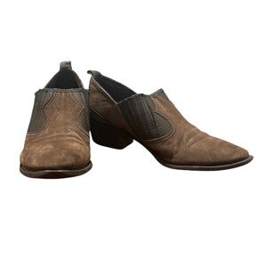 Circus by Sam Edelman Halton Western Ankle Bootie in Brown Size 7